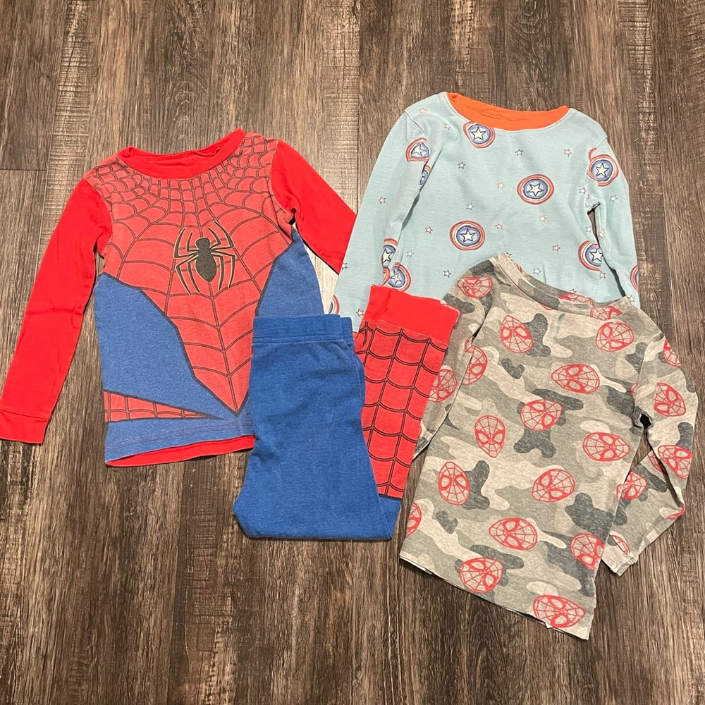 2/$6 • Marvel Pjs 4T
